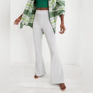 Aerie Groove On Grey Velour Ribbed Flare Waffle Knit Pants Size XS Regular